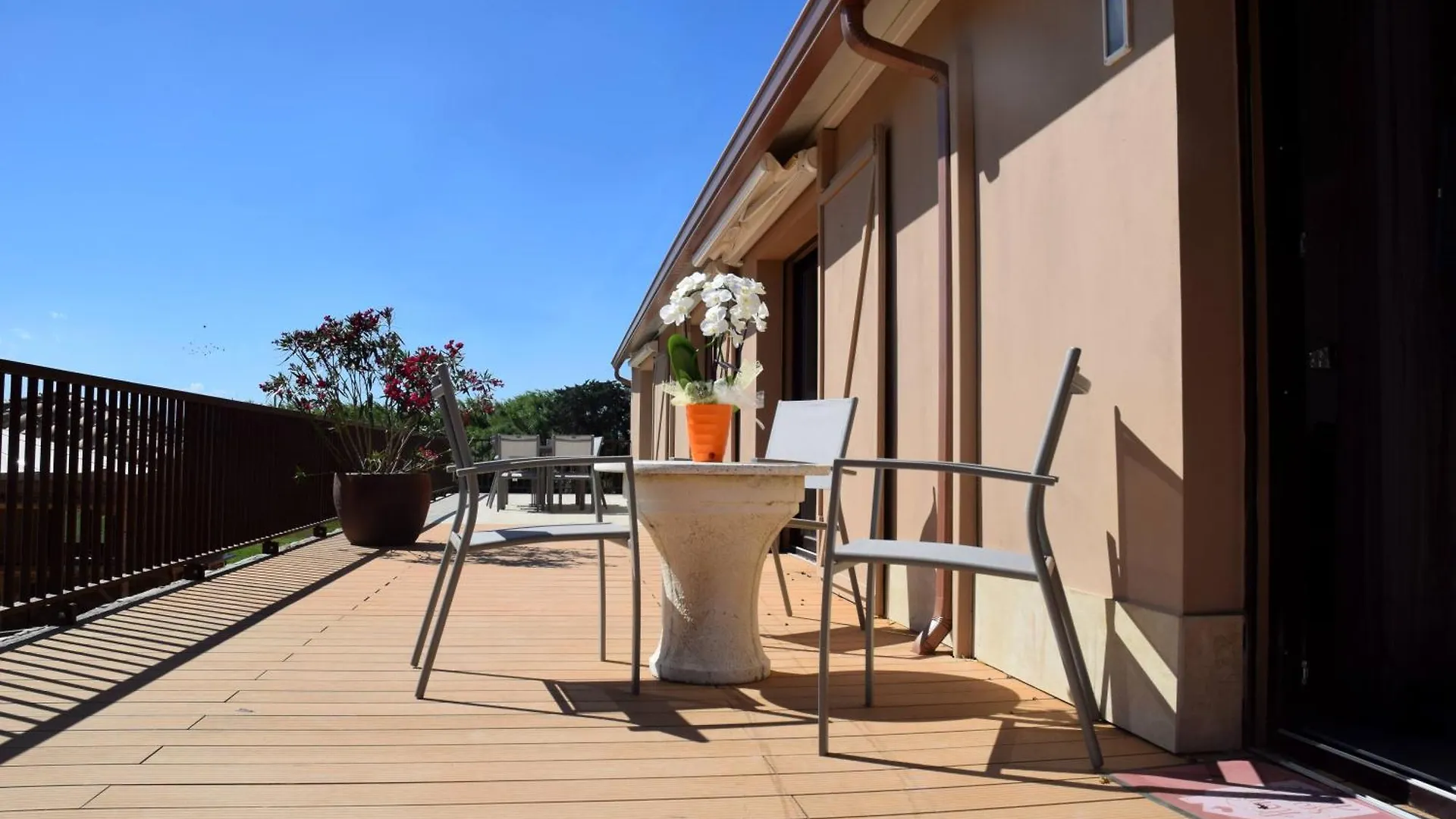 Maison Rouergue 4 A 6 Pers Avec Piscine Partagee Palau Saverdera Spain